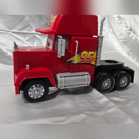 Red Toy Truck for Kids - Picture 4 of 5